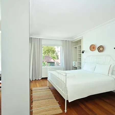 Lovely Bright Triplex 5bd35bath Gem Views 178 شقة اسطنبول